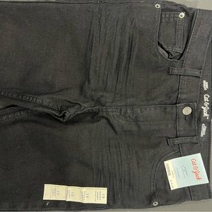 Boys' Stretch Skinny Fit Jeans - Cat & Jack™
Black Wash 12 Husky